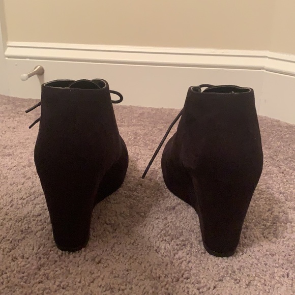 Faux suede wedge booties - Picture 3 of 5